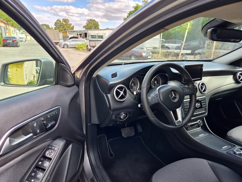Mercedes-Benz GLA 200 CDI, снимка 9 - Автомобили и джипове - 52021738