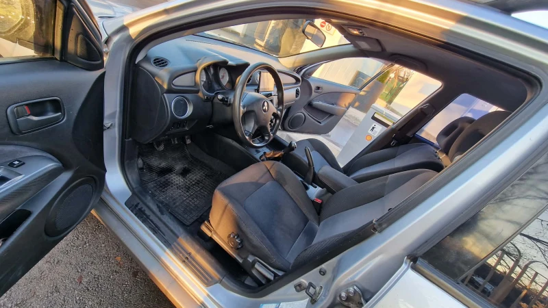 Mitsubishi Outlander, снимка 9 - Автомобили и джипове - 52867569