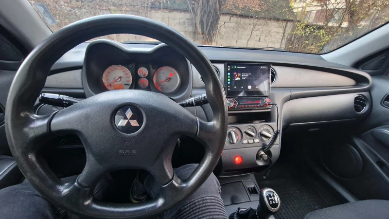 Mitsubishi Outlander, снимка 15 - Автомобили и джипове - 52867569