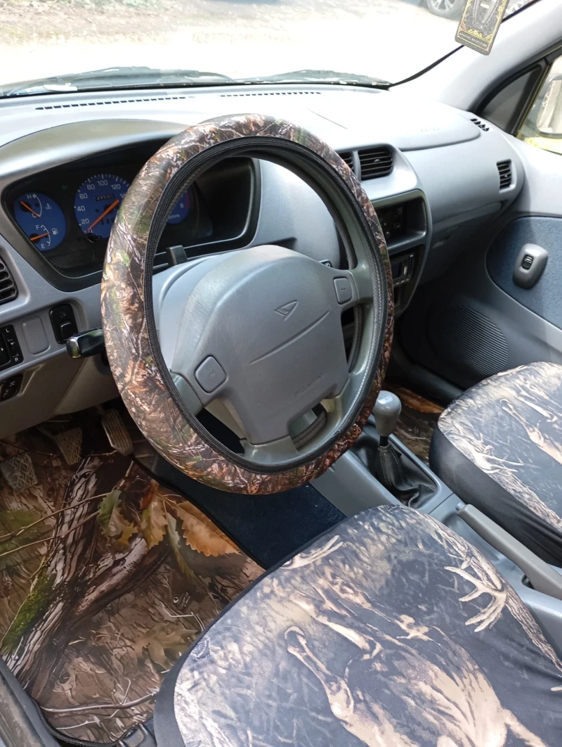 Daihatsu Terios, снимка 5 - Автомобили и джипове - 53563589