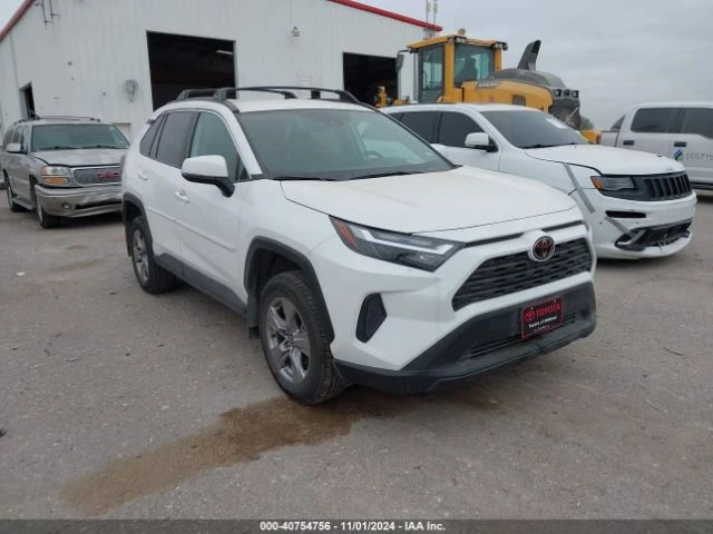 Toyota Rav4 XLE ГРАДУШКА/РЕАЛЕН ПРОБЕГ/СЕРВИЗНА ИСТОРИЯ, снимка 1 - Автомобили и джипове - 48601729