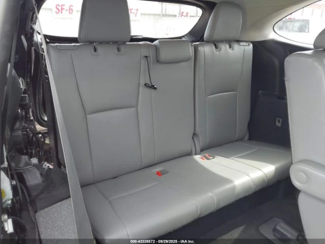 Toyota Highlander XLE* Blind* Камера* SofTex* Keyless* FULL Asisstan, снимка 13 - Автомобили и джипове - 52960176