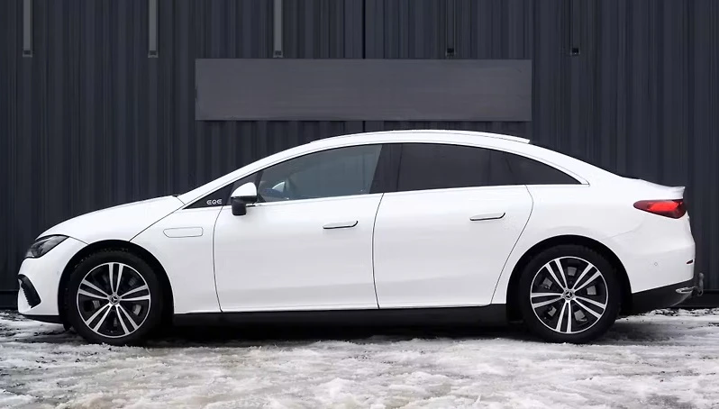 Mercedes-Benz EQE 300, снимка 2 - Автомобили и джипове - 54362499
