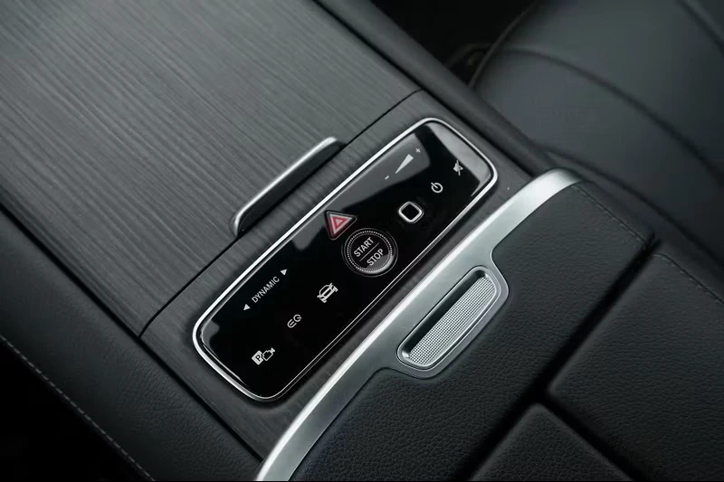 Mercedes-Benz EQE 300, снимка 6 - Автомобили и джипове - 54362499