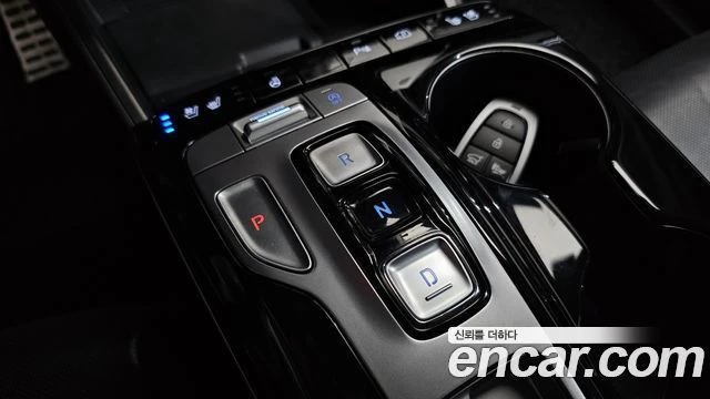 Hyundai Tucson 1.6 TURBO | 360| PANO| DIST| ПАМЕТ| ОБДУХ| DIGITAL, снимка 6 - Автомобили и джипове - 55925681