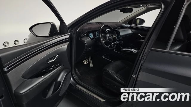 Hyundai Tucson 1.6 TURBO | 360| PANO| DIST| ПАМЕТ| ОБДУХ| DIGITAL, снимка 5 - Автомобили и джипове - 55925681