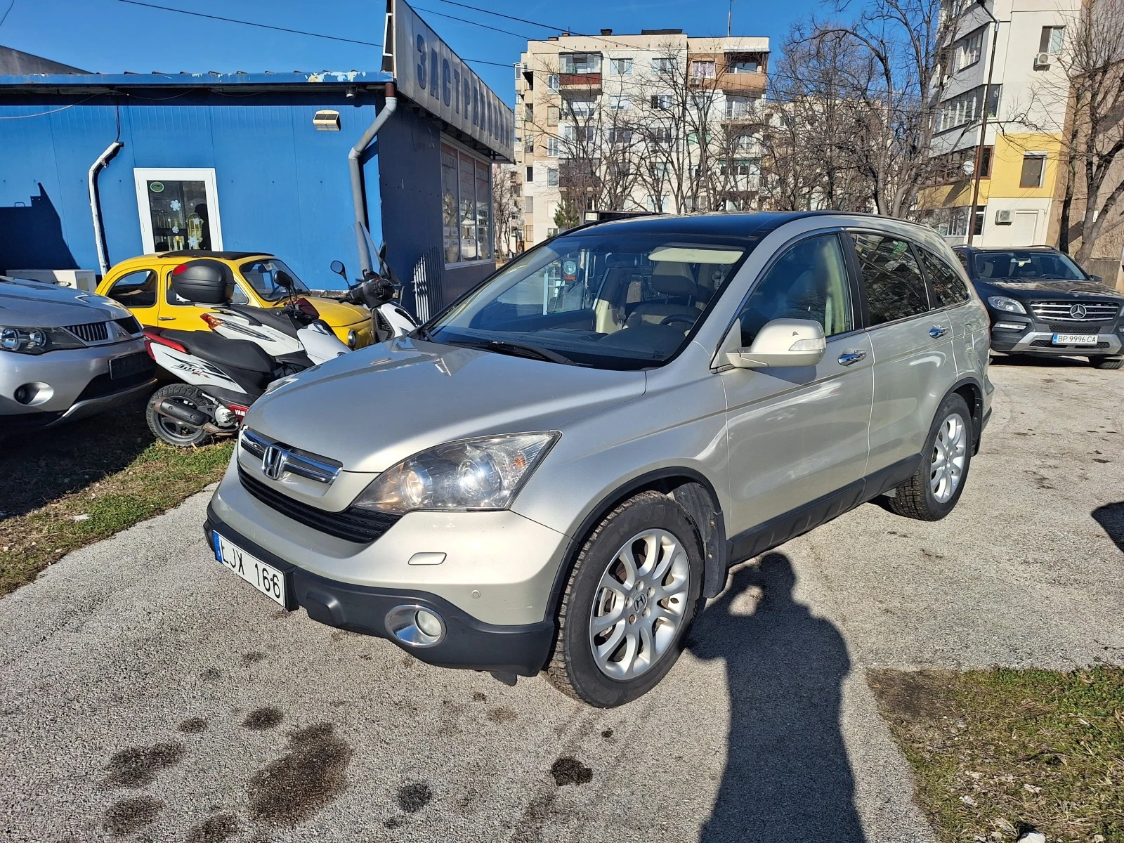 Honda Cr-v 2.2 I-CDTI Нави, Кожа, 4х4, снимка 1