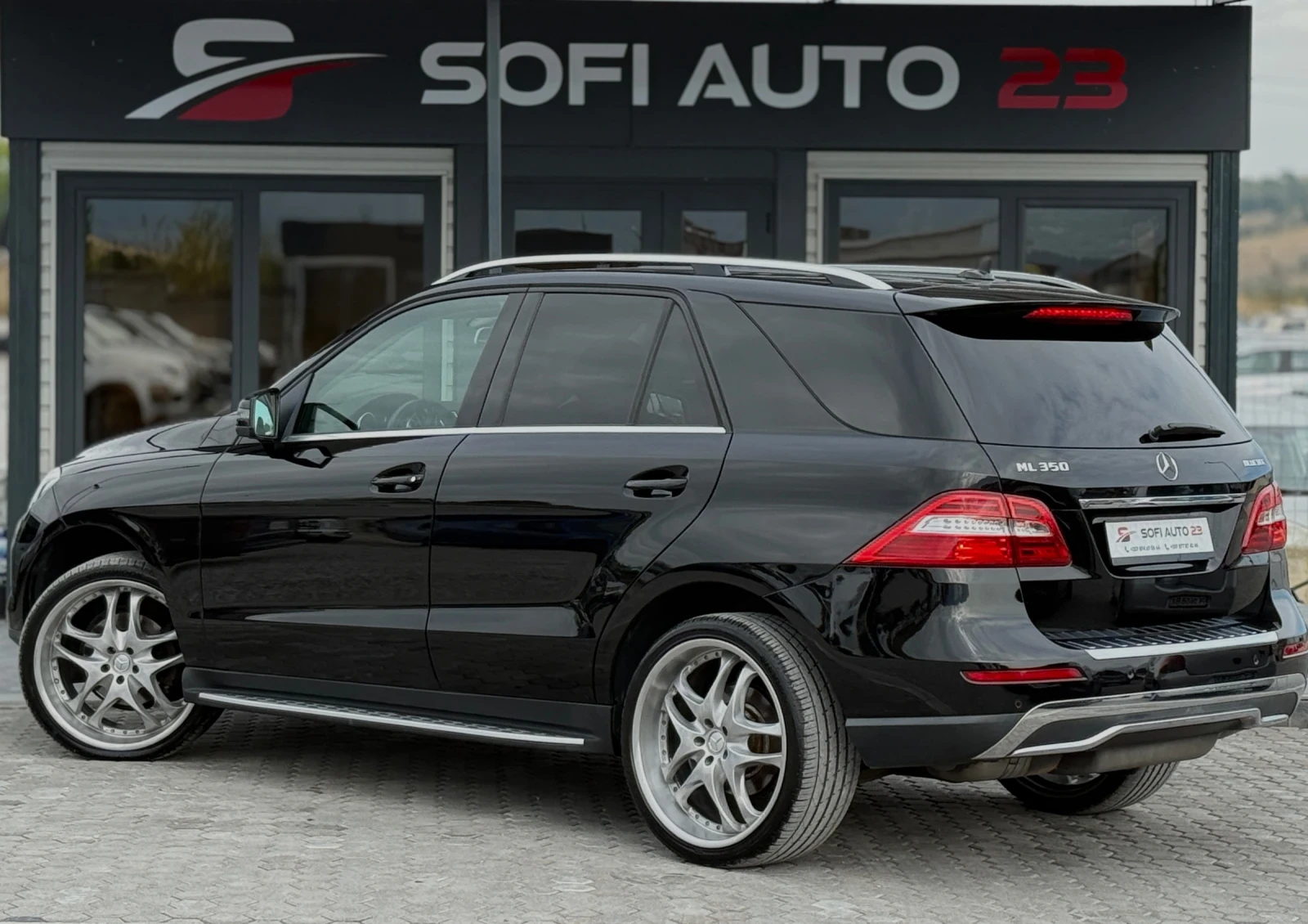 Mercedes-Benz ML 350 350 BlueTEC 4MATIC Реални КИЛОМЕТРИ! ПЕРФЕКТЕН! - изображение 4