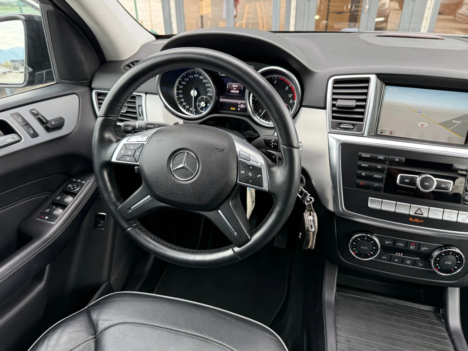 Mercedes-Benz ML 350 350 BlueTEC 4MATIC Реални КИЛОМЕТРИ! ПЕРФЕКТЕН! - изображение 8