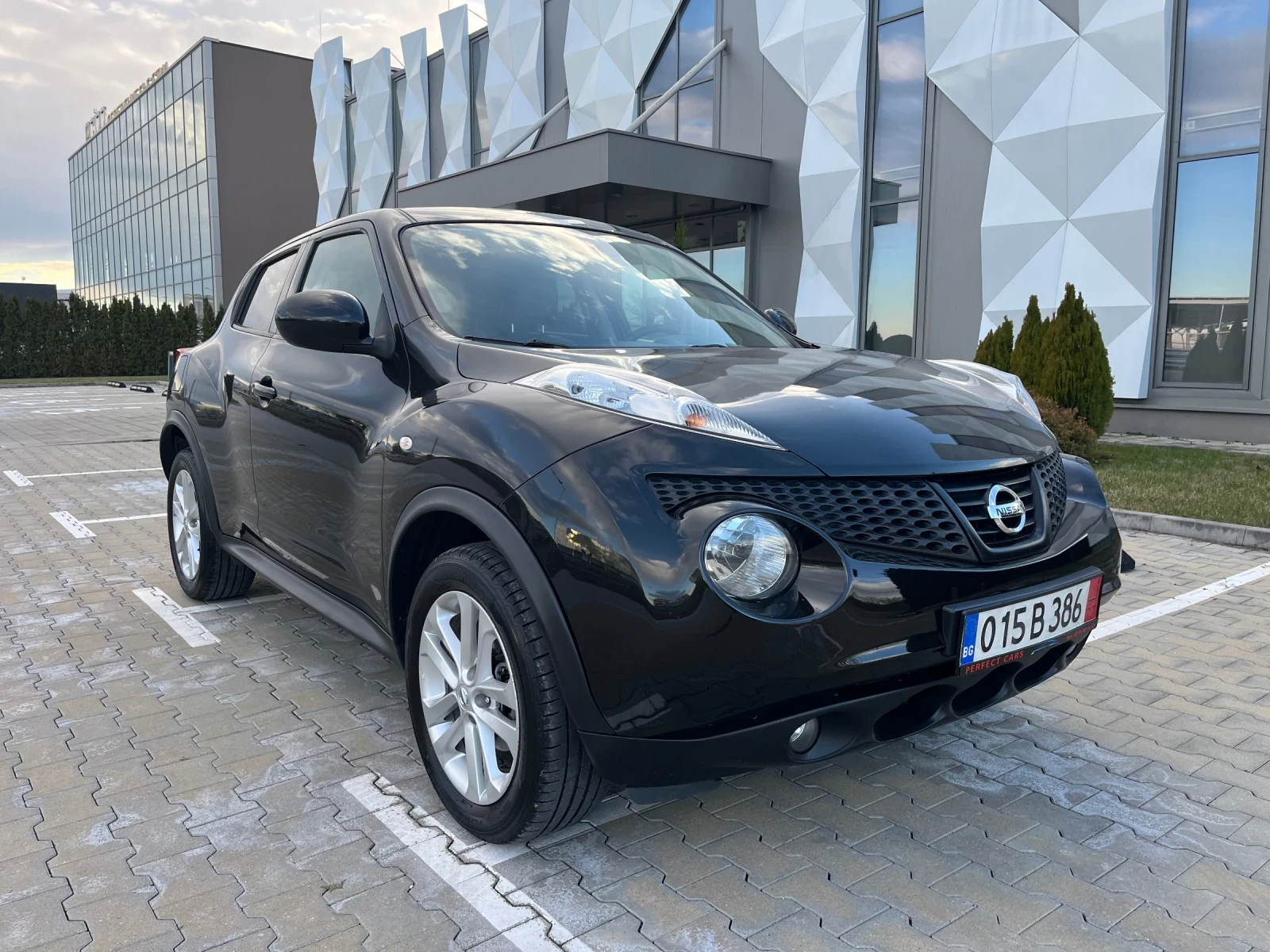 Nissan Juke 1.5dci* 110к.с.* Keyless go* Кожа* Нави* Камера* F - изображение 5