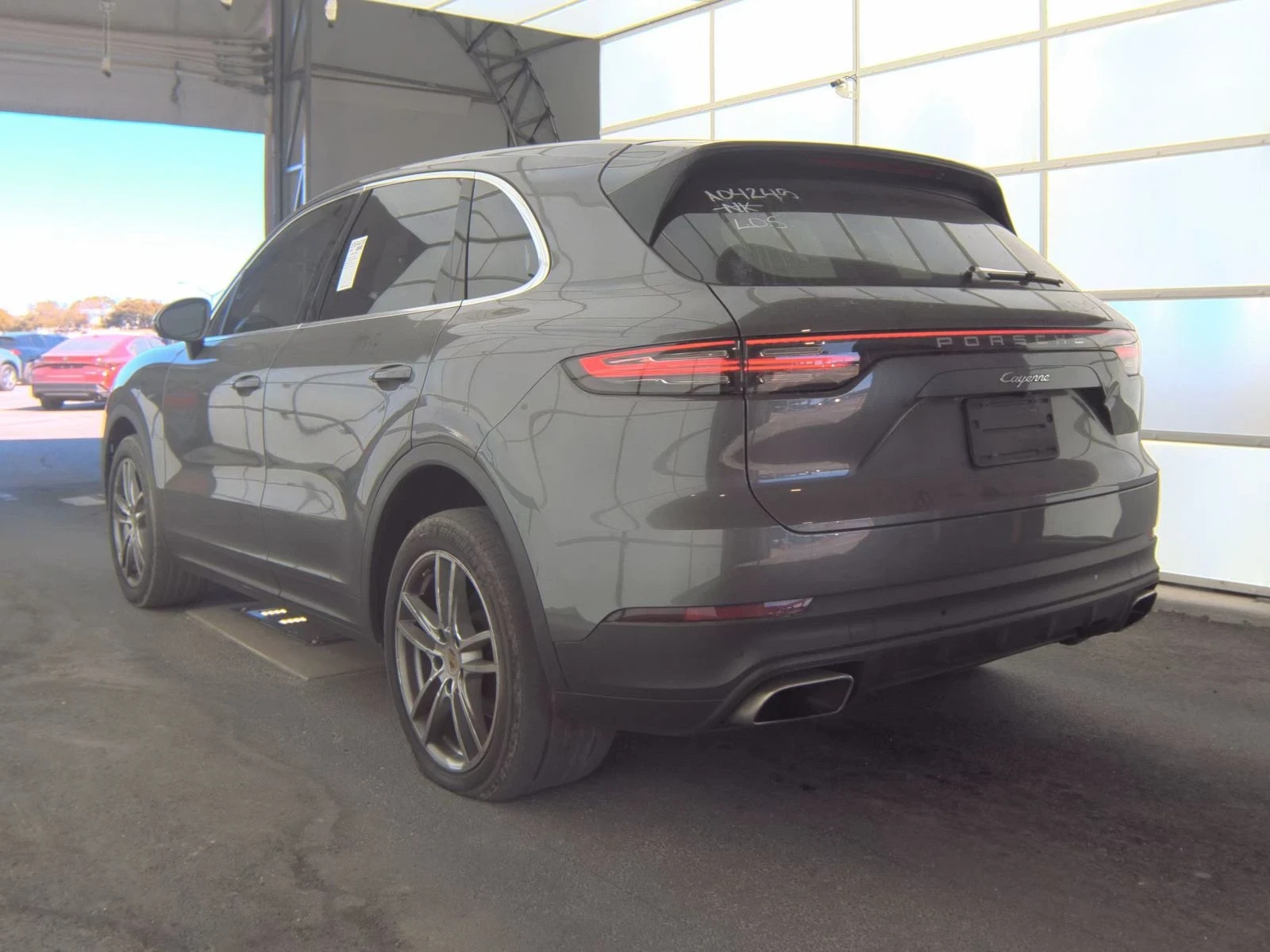 Porsche Cayenne | 360 КАМЕРИ | ПАНОРАМА | MATRIX | KEYLESS - изображение 6