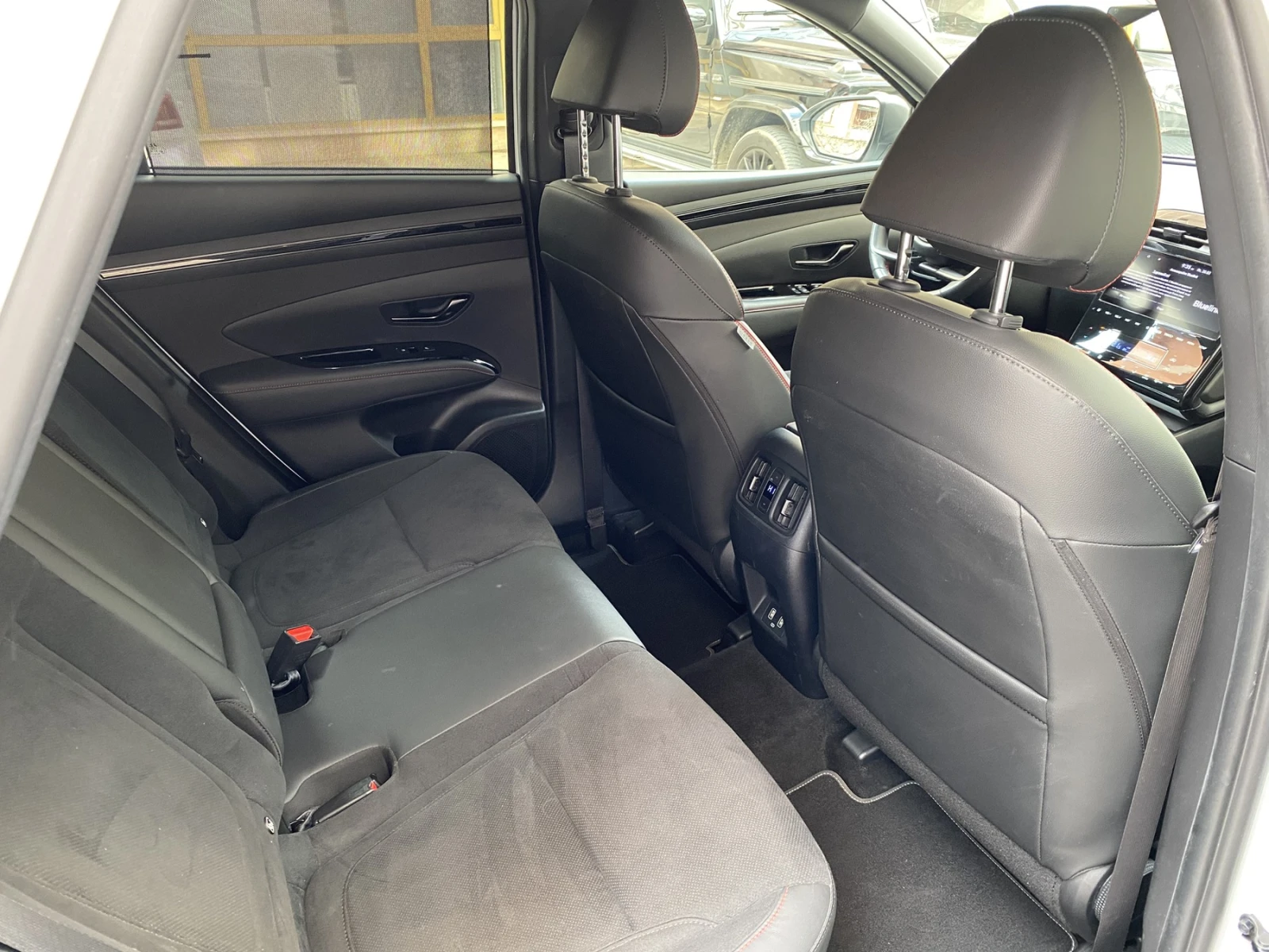 Hyundai Tucson 1.6 T-GDI /MHEV /N LineStyle/ 4x4/Гаранция 2027 , снимка 12 - Автомобили и джипове - 53728414