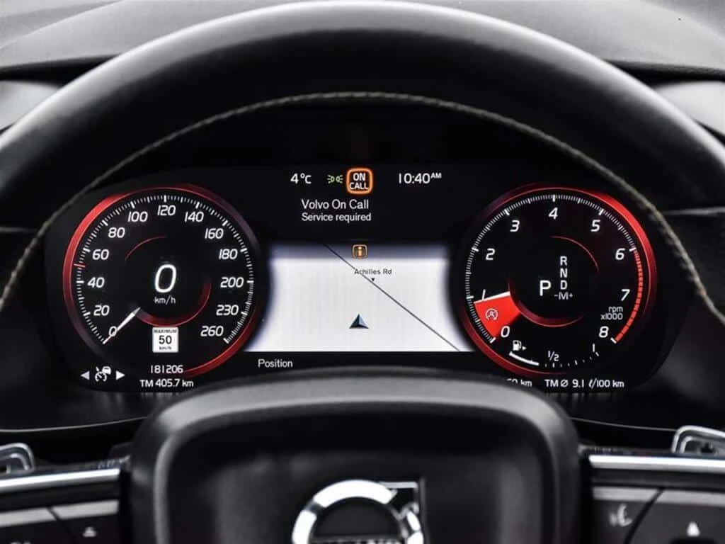 Volvo XC40 * T5 R Design | 360 Camera | Harman Kardon Sound *, снимка 14 - Автомобили и джипове - 53862695