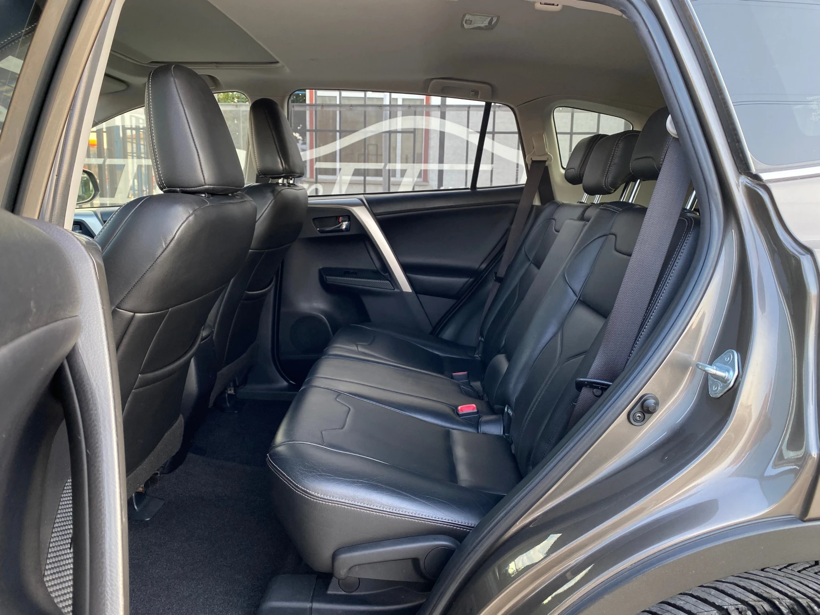 Toyota Rav4 Key GO* Exclusive* 4x4* , снимка 15 - Автомобили и джипове - 53864322