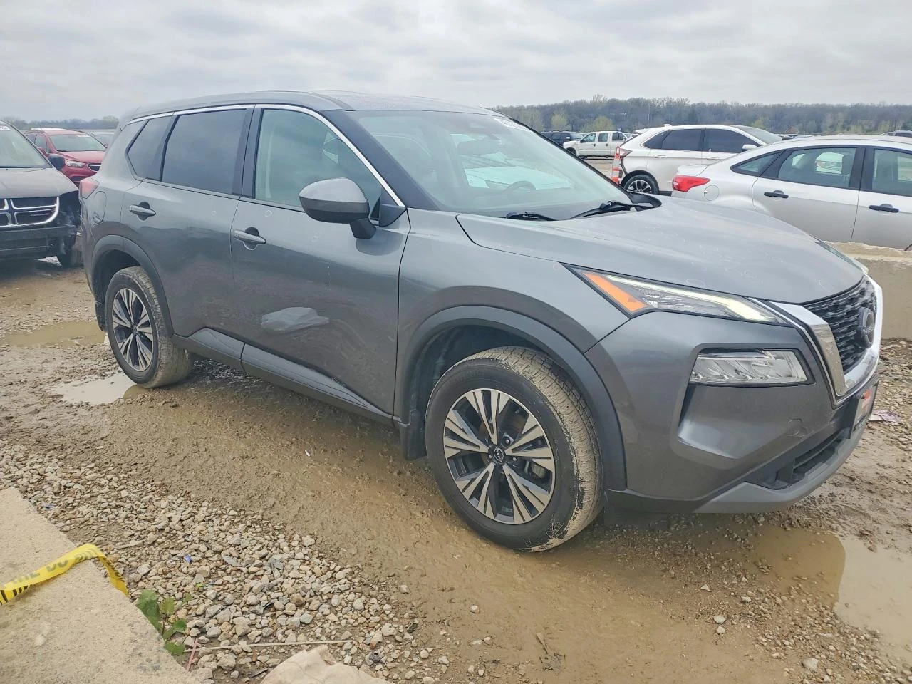 Nissan Rogue SV, снимка 3 - Автомобили и джипове - 54637887