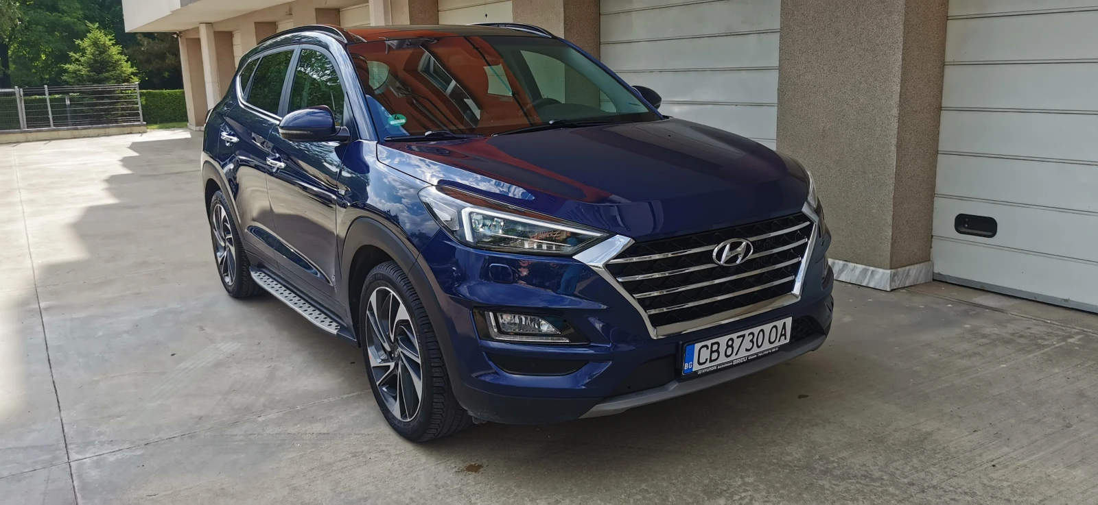 Hyundai Tucson 2.0CRDI PREMIUM, снимка 3 - Автомобили и джипове - 54892717