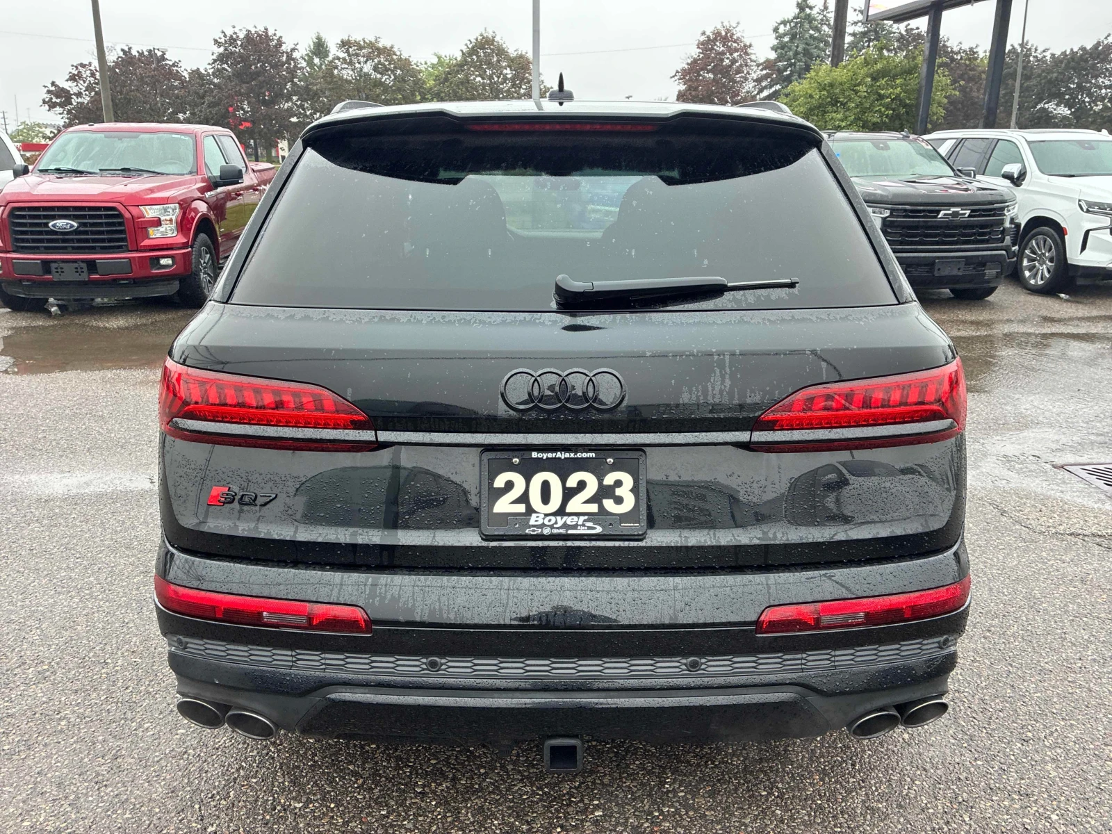 Audi SQ7 * CARFAX * БЕЗ ИНЦИДЕНТИ * ОПЦИЯ ЗА ФИНАНСИРАНЕ, снимка 4 - Автомобили и джипове - 56012679
