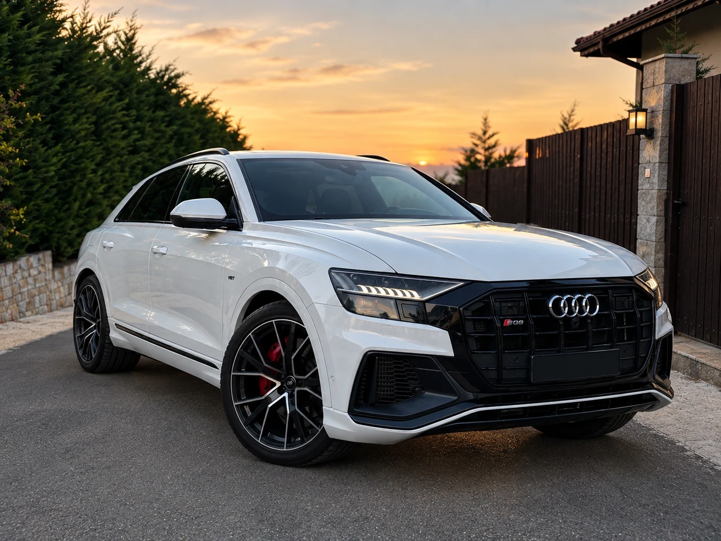 Audi SQ8 Pano#B&O#98km