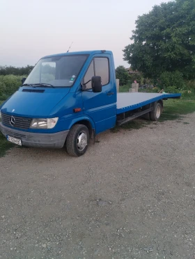     Mercedes-Benz 412  412 N1
