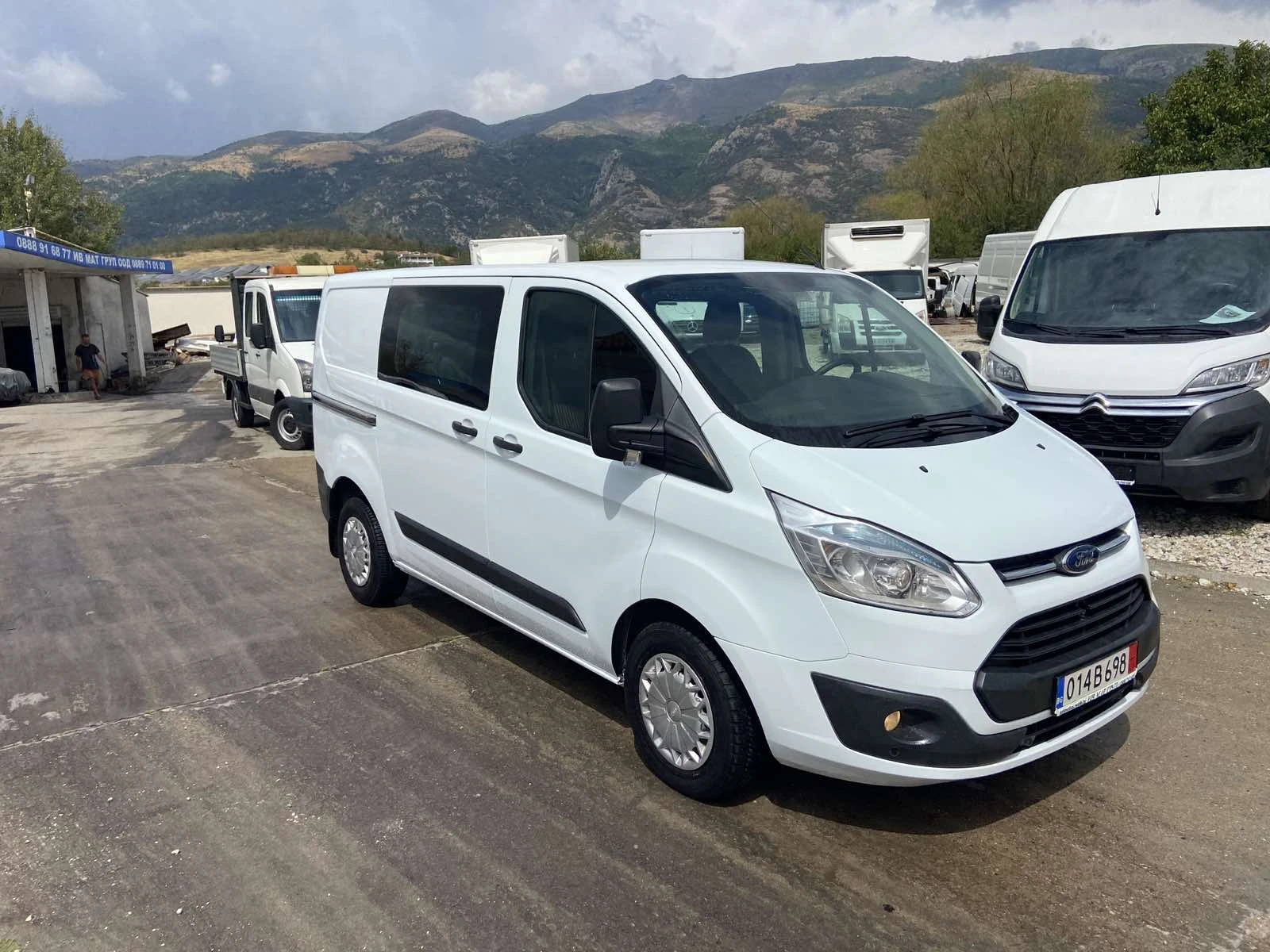 Ford Transit Custom CUSTOM 6местен 2броя, снимка 1