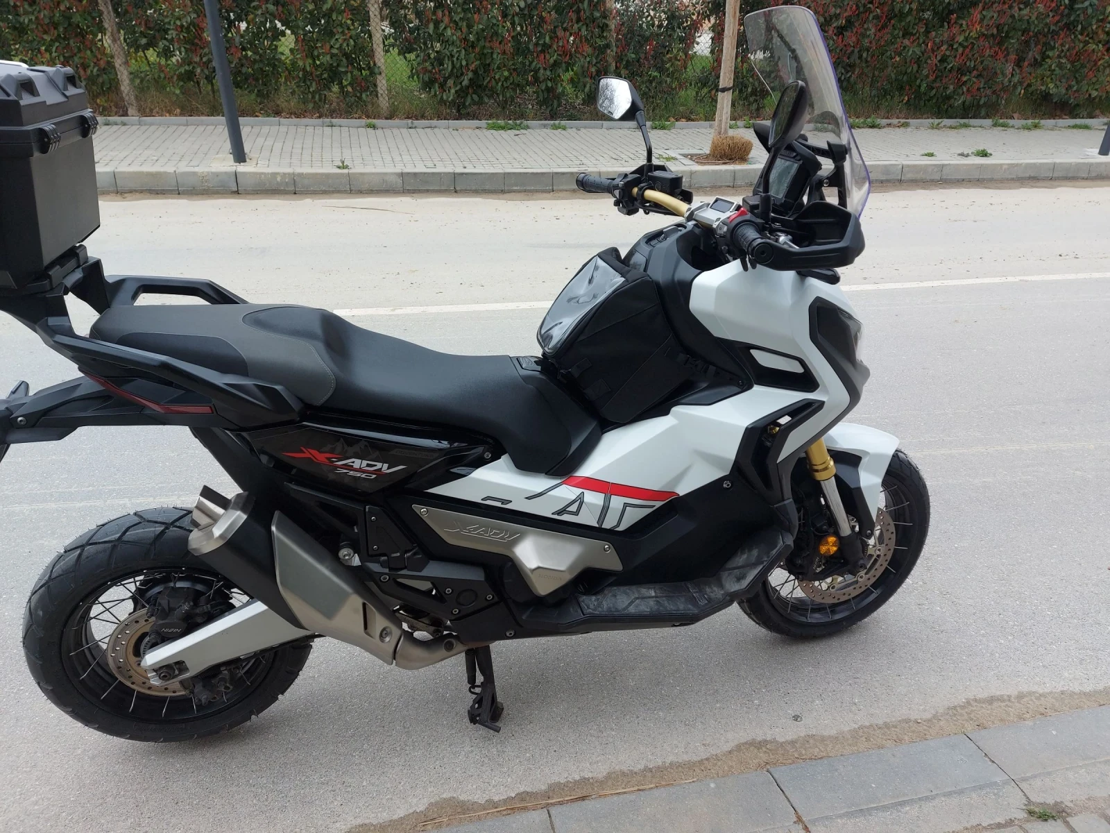 Honda X-ADV, снимка 3 - Мотоциклети и мототехника - 54207569