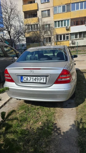 Mercedes-Benz C 180, снимка 4