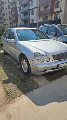 Mercedes-Benz C 180, снимка 3