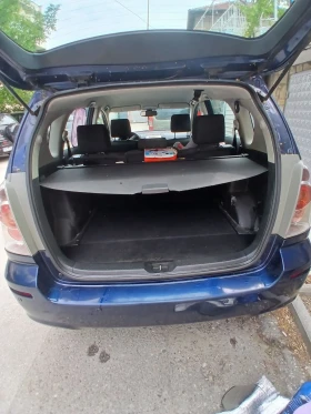 Toyota Corolla verso, снимка 6