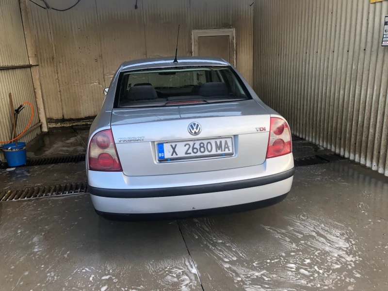 VW Passat, снимка 1 - Автомобили и джипове - 47460234