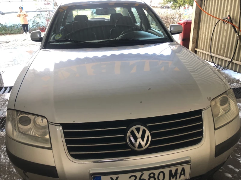 VW Passat, снимка 5 - Автомобили и джипове - 47460234