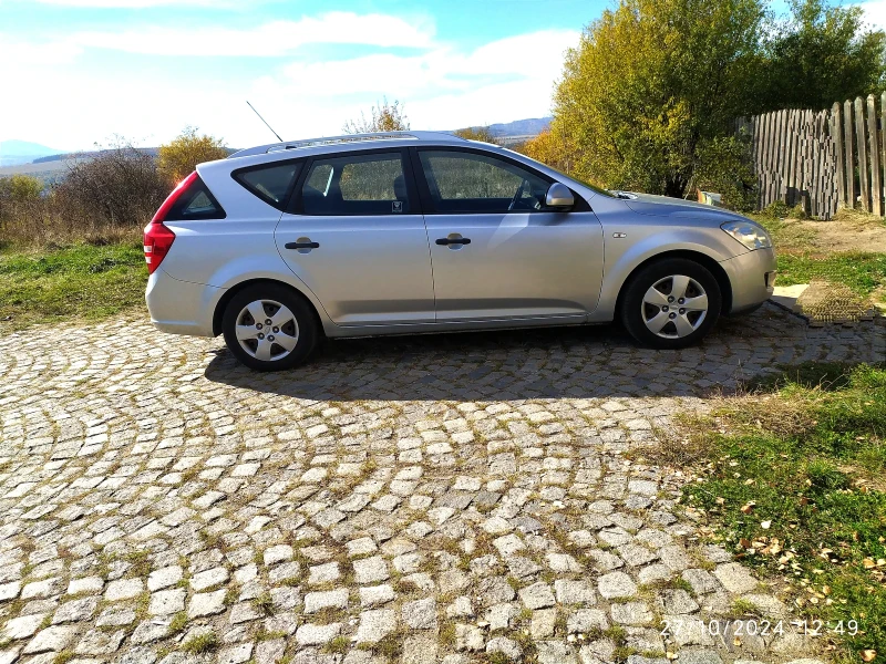 Kia Ceed Ceed 1.6 crdi wagon , снимка 1 - Автомобили и джипове - 47738208