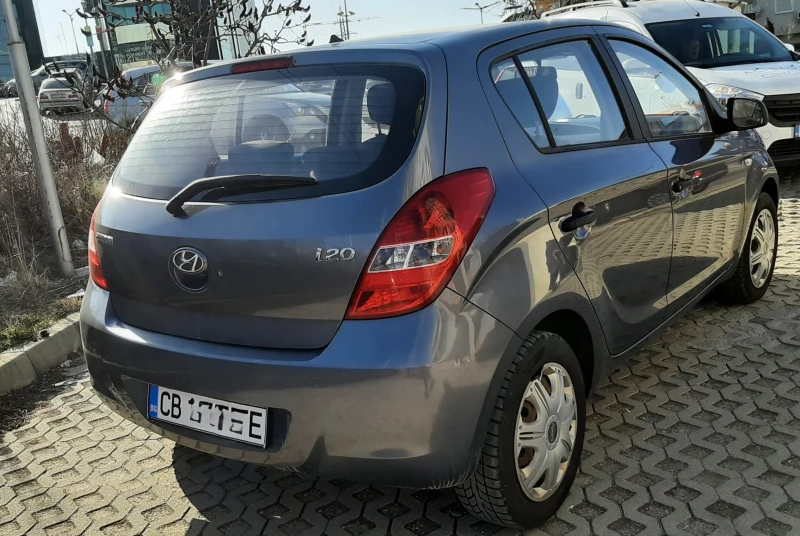 Hyundai I20, снимка 4 - Автомобили и джипове - 48087328