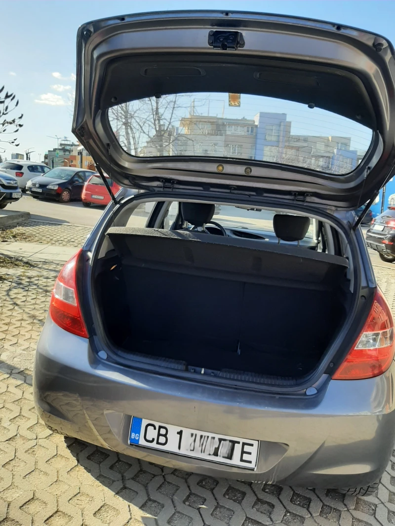 Hyundai I20, снимка 5 - Автомобили и джипове - 48087328