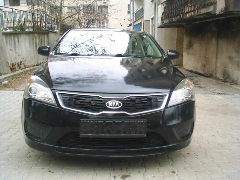 Kia Pro ceed 1.4 16V 90k.c., снимка 2 - Автомобили и джипове - 49137551