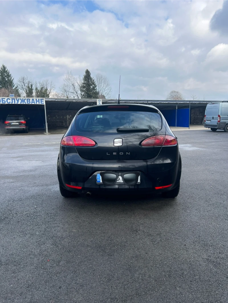 Seat Leon 1.9 TDI 105, снимка 2 - Автомобили и джипове - 49342357