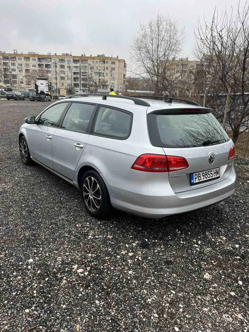 VW Passat, снимка 6 - Автомобили и джипове - 49419561