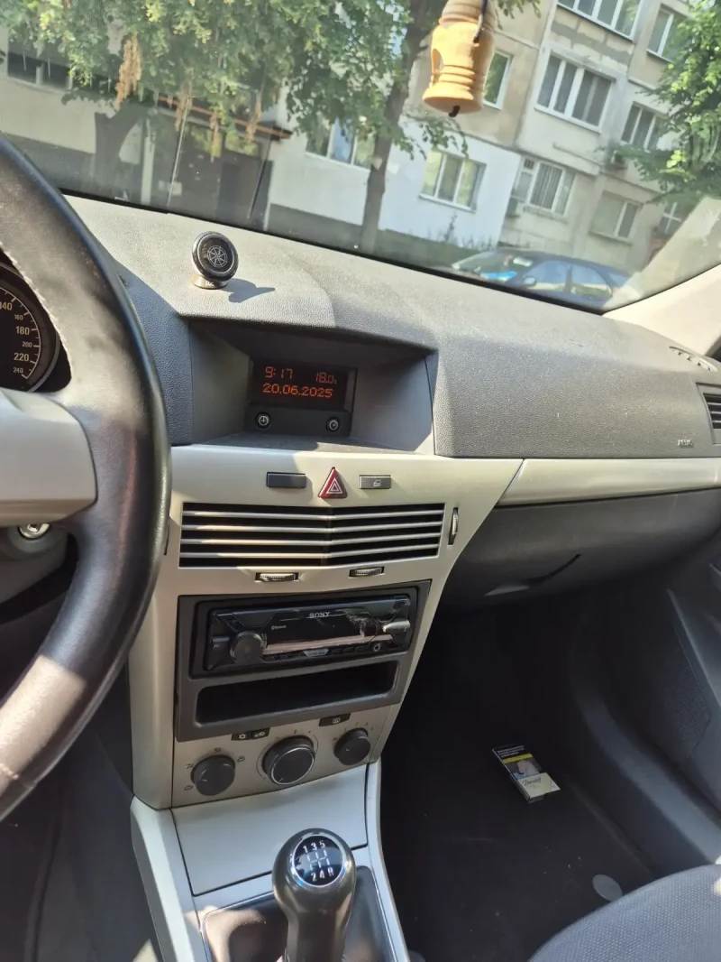 Opel Astra, снимка 5 - Автомобили и джипове - 52378713