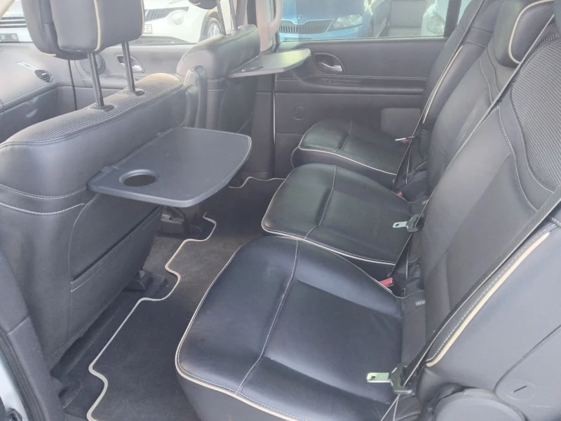 Renault Espace 2.0CDI150кс7м., снимка 12 - Автомобили и джипове - 51817691