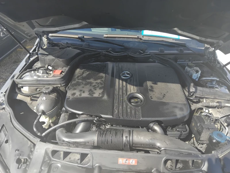 Mercedes-Benz C 250 2.2CDi204ксНави, снимка 5 - Автомобили и джипове - 51892014