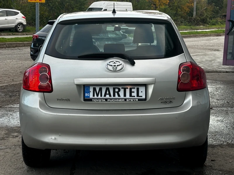 Toyota Auris 1.4D-4D, снимка 5 - Автомобили и джипове - 52300161