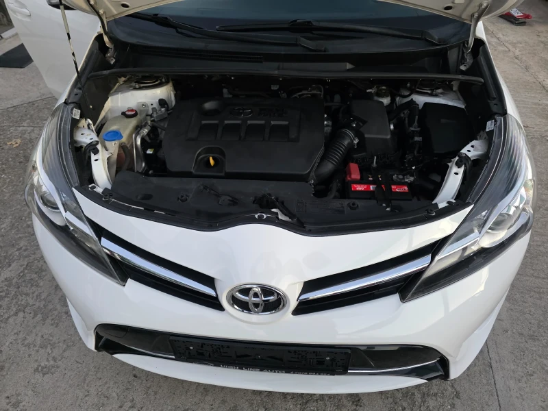 Toyota Verso 1.6 VVTI EVRO 6 Камера Navi HandsFree, снимка 15 - Автомобили и джипове - 52440920