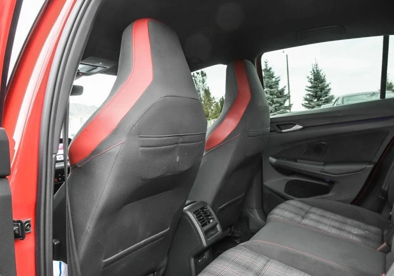 VW Golf GTI 40th Anniversary АвтоКредит* (ЦЕНА ДО БГ), снимка 15 - Автомобили и джипове - 52588070