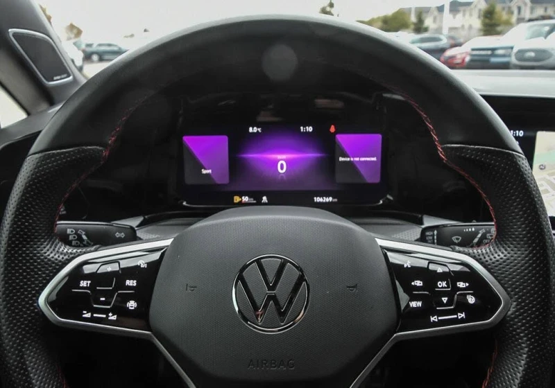 VW Golf GTI 40th Anniversary АвтоКредит* (ЦЕНА ДО БГ), снимка 10 - Автомобили и джипове - 52588070