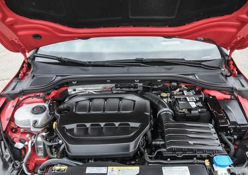 VW Golf GTI 40th Anniversary АвтоКредит* (ЦЕНА ДО БГ), снимка 8 - Автомобили и джипове - 52588070