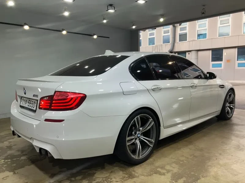 BMW M5, снимка 3 - Автомобили и джипове - 55185940