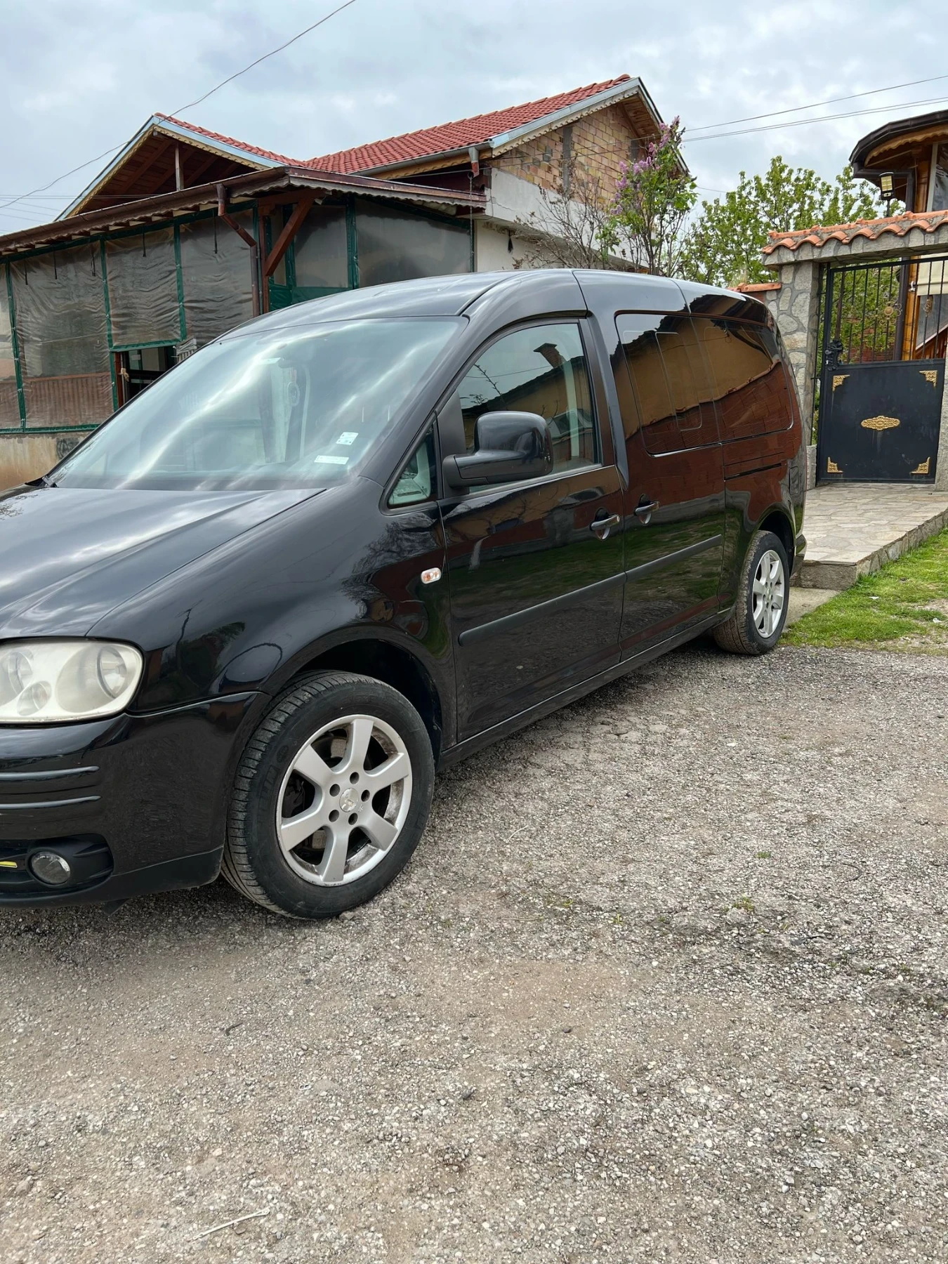 VW Caddy Maxi 1.9 TDI  - изображение 8