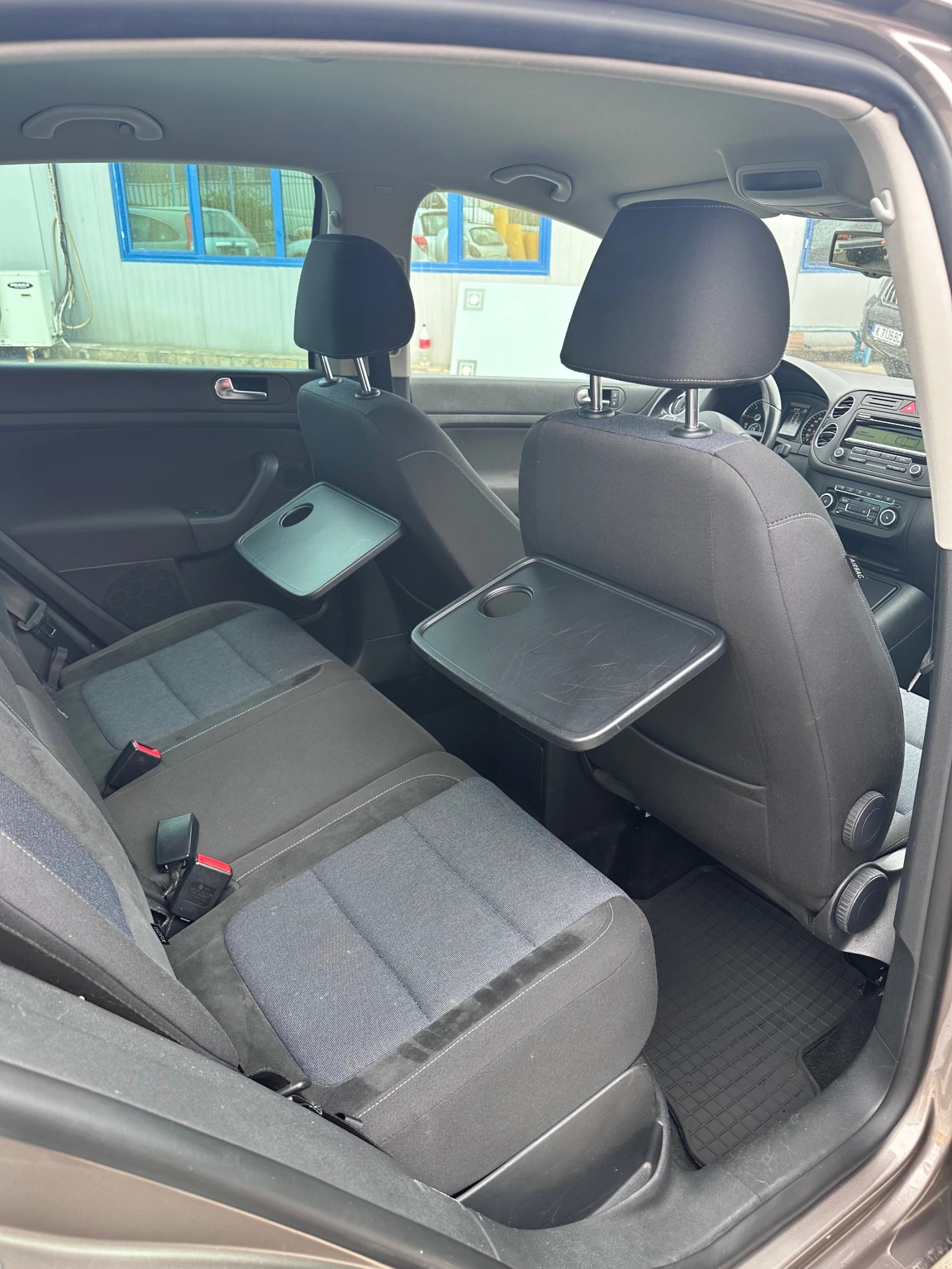 VW Golf Plus 1.6TDi STYLE - изображение 10