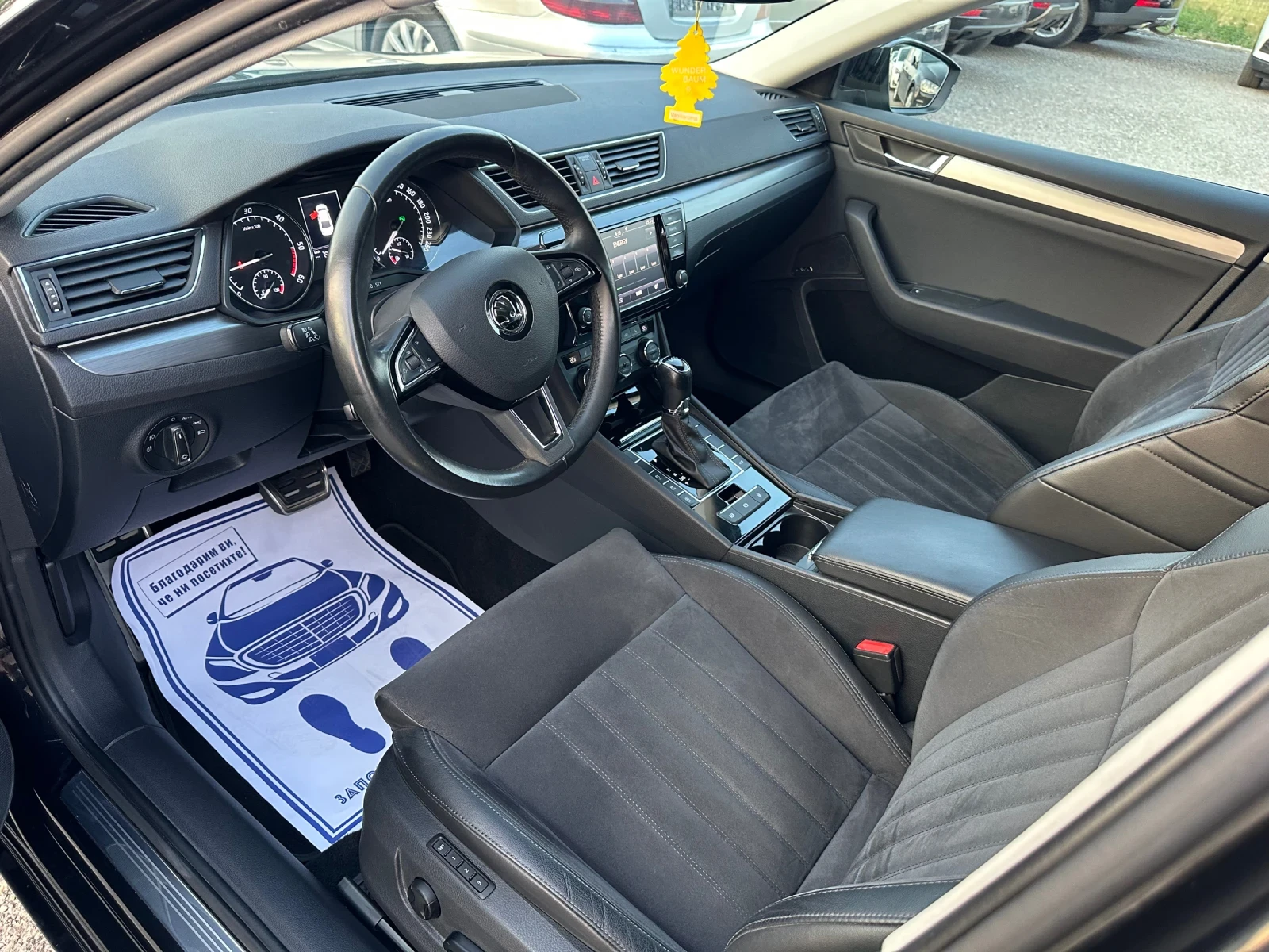 Skoda Superb 2.0TDI* 190кс* DSG* KEYLESS* КАМЕРА* ПЕЧКА - изображение 9