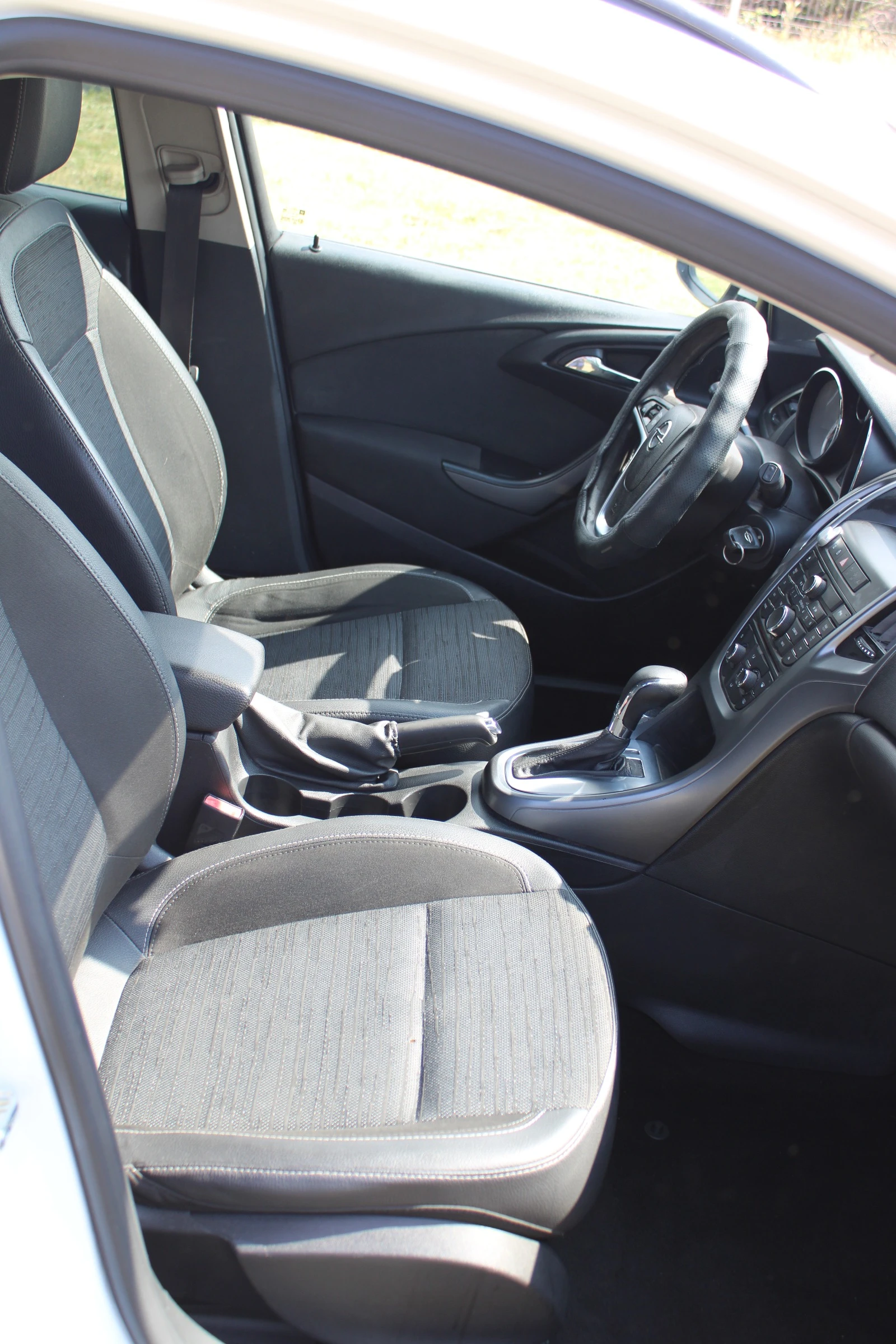 Opel Astra SPORT TOURER - изображение 9