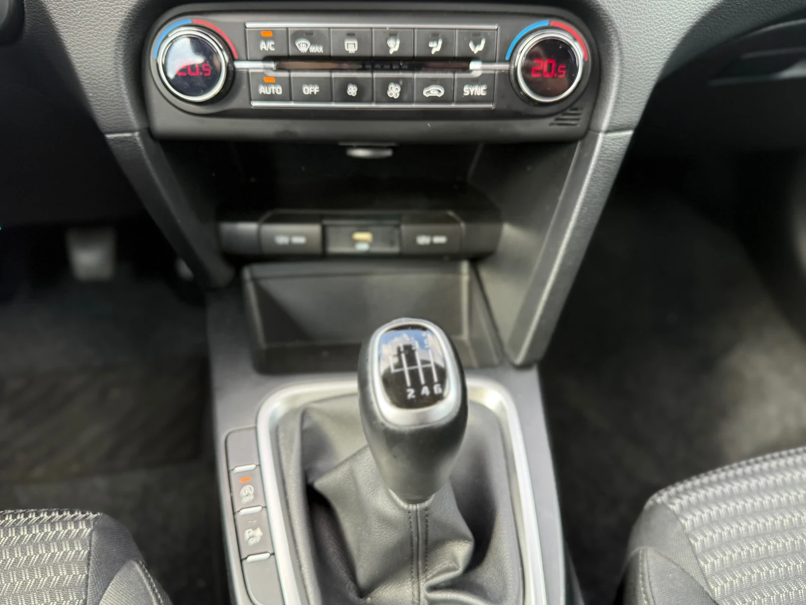Kia XCeed 1.5T Пълна сервизна история - изображение 9